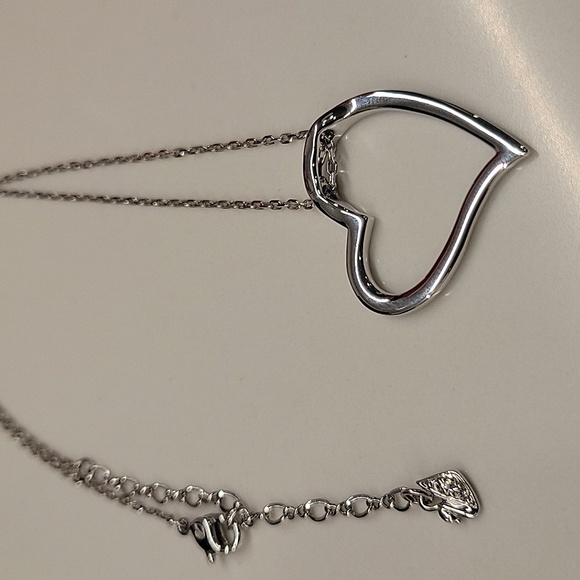 Swarovski Necklace With Heart Pendant - Picture 5 of 9